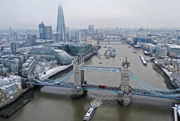 伦敦买房 英国买房 伦敦下雪 伦敦雪景 伦敦冬季活动
