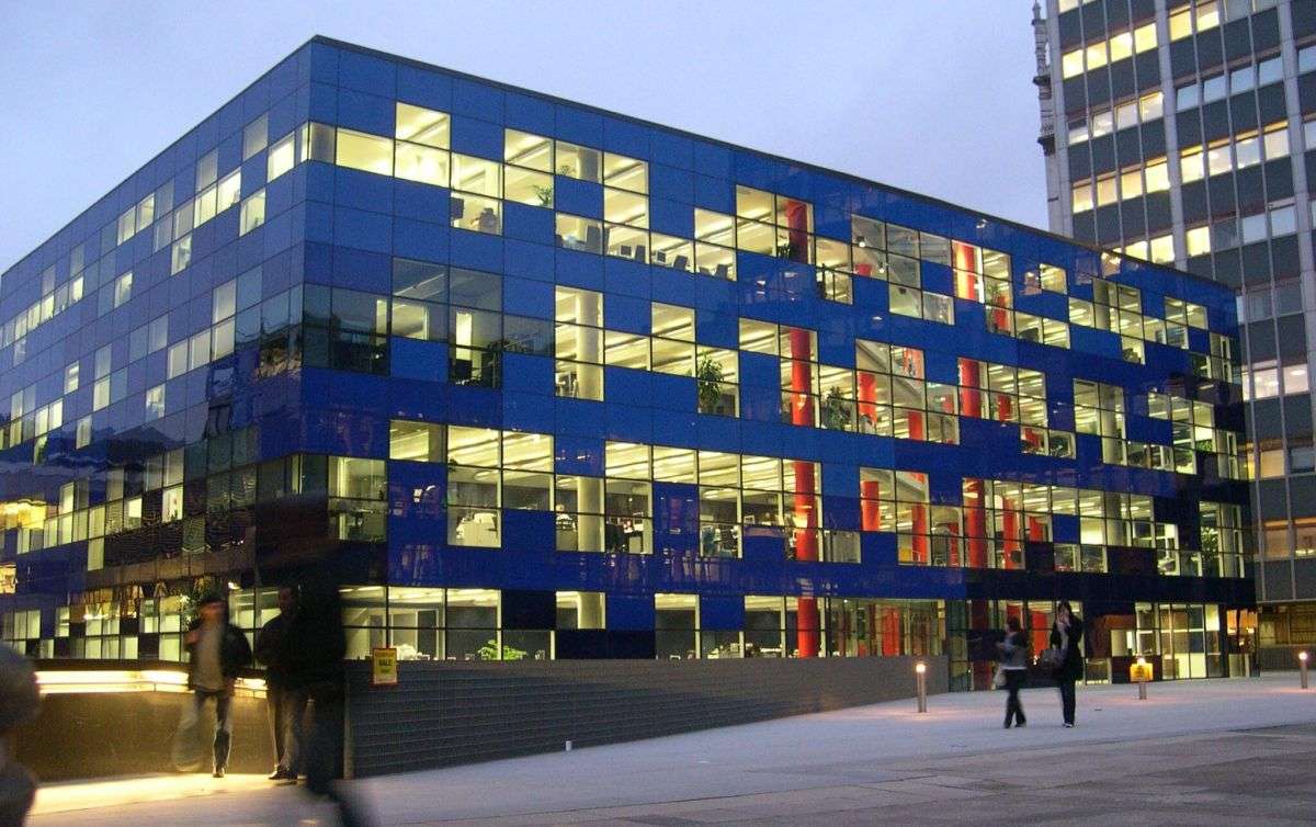 帝国理工学院 英国大学 伦敦大学 英商首都集团 One Move Group