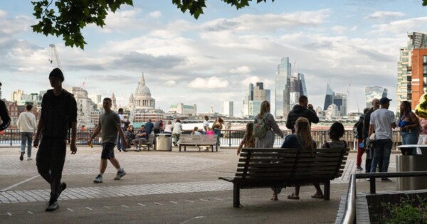 英商首都房产One Move Group 英国伦敦买房租房 房产中介 伦敦旅游